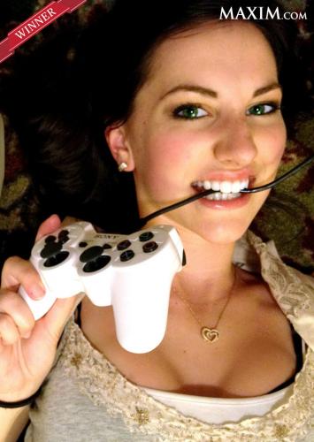 10 GAMER WANITA TERBAIK DUNIA