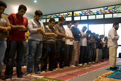 Tata Cara Shalat Tarawih Yang Benar !
