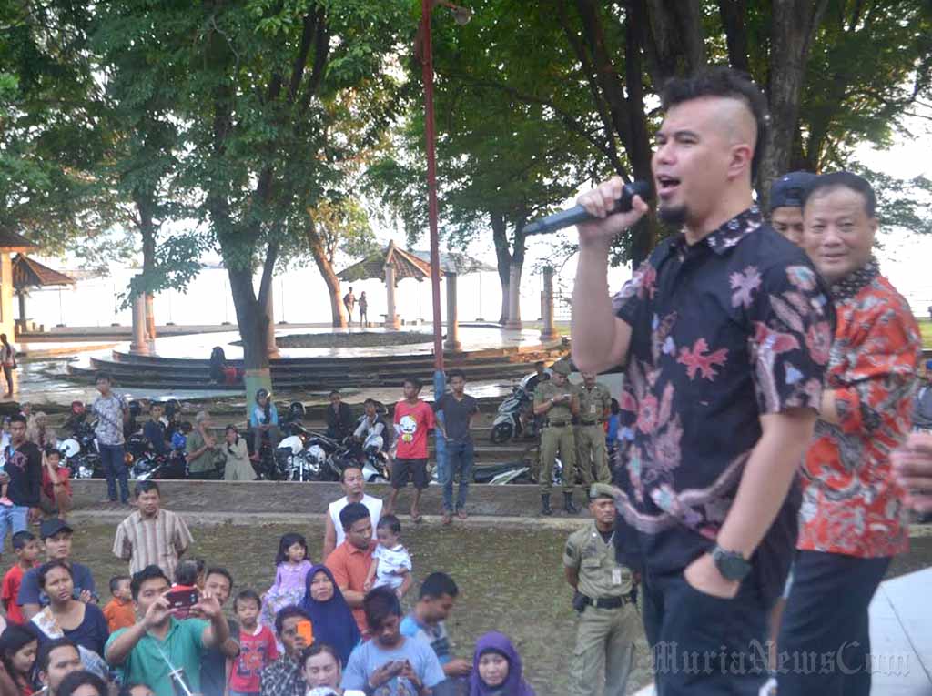 Mengintip Talk Show Bersama Ahmad Dhani di Jepara Yang Tak Menarik Minat Warga