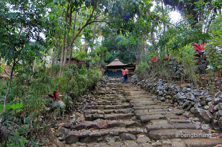 &#91;CoC Regional: Lokasi Wisata&#93; Makam Panembahan Kalibening