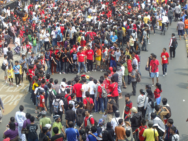 5 Fansclub atau Fanbase Terfanatik Di INDONESIA [2014]