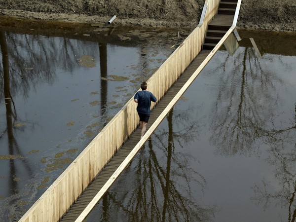  Jembatan &quot;Musa&quot;