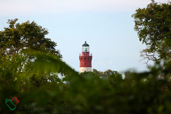 Mercusuar Willem's Toren di Pulo Aceh