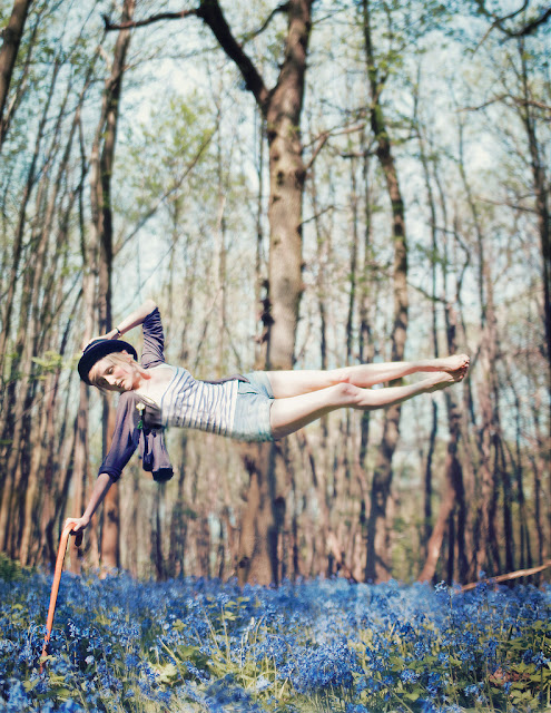 &#91;AMAZING&#93;Levitation Photography,Seni Fotografi Yang Membuat Orang Seperti Melayang