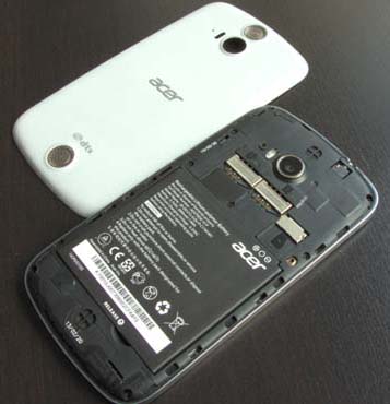 official-lounge-acer-liquid-e2---new-quadcore-smartphone-from-acer