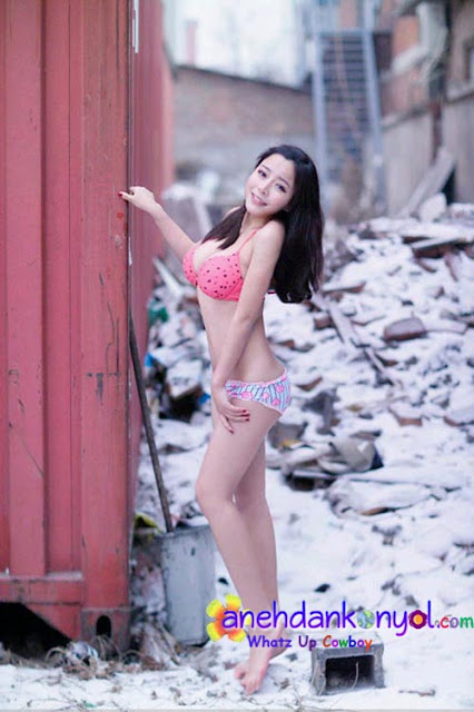 Kesedihan Foto Model Dibalik Pemotretan