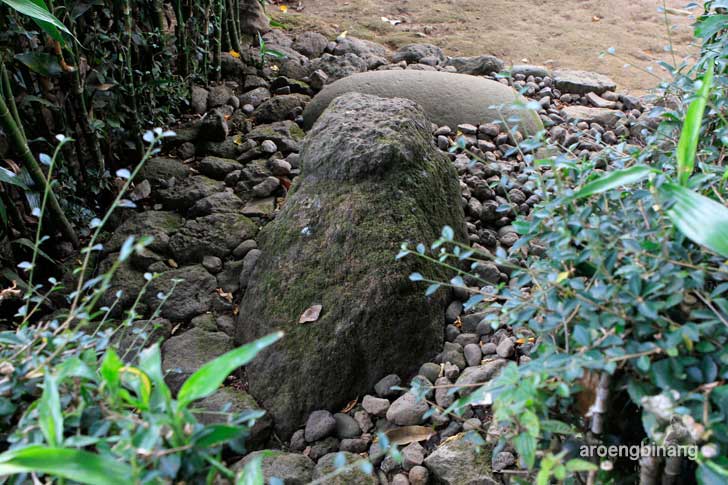&#91;CoC Regional: Lokasi Wisata&#93; Situs Watu Gathel Karangmangu Baturraden