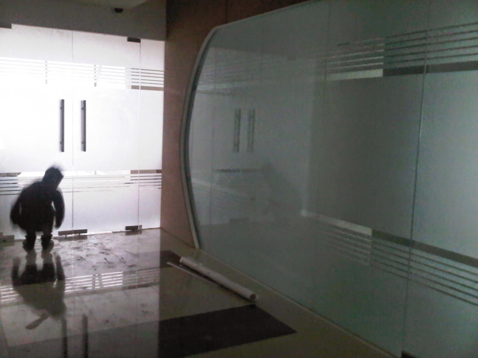 Desain Stiker Partisi Kantor Yang Ciamik