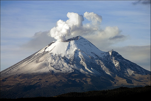 10 Gunung Api yang Gemparkan Dunia