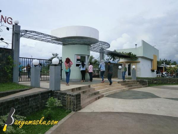 &#91;CoC Regional: Lokasi Wisata&#93; Taman Balai Kemambang Karangkobar Dekat Paduka FM