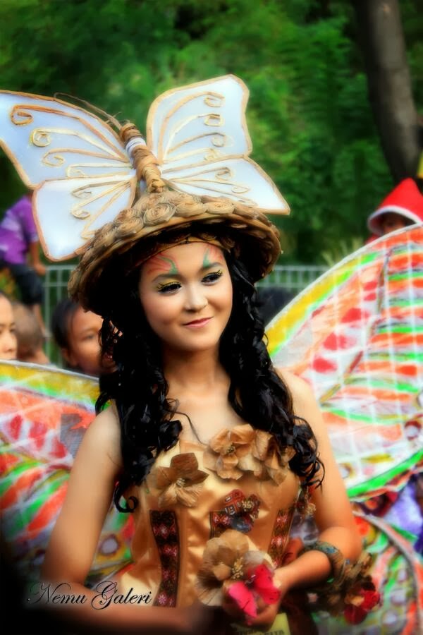 Cantik nya Batik Negeriku (Karnaval Batik Pekalongan 2013)