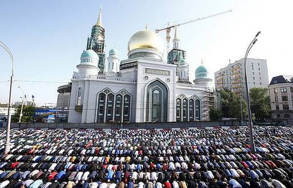 hmm hmm.... Khutbah Imam Katolik tentang &quot;Kebenaran Islam&quot; Yang Menggemparkan Jemaat