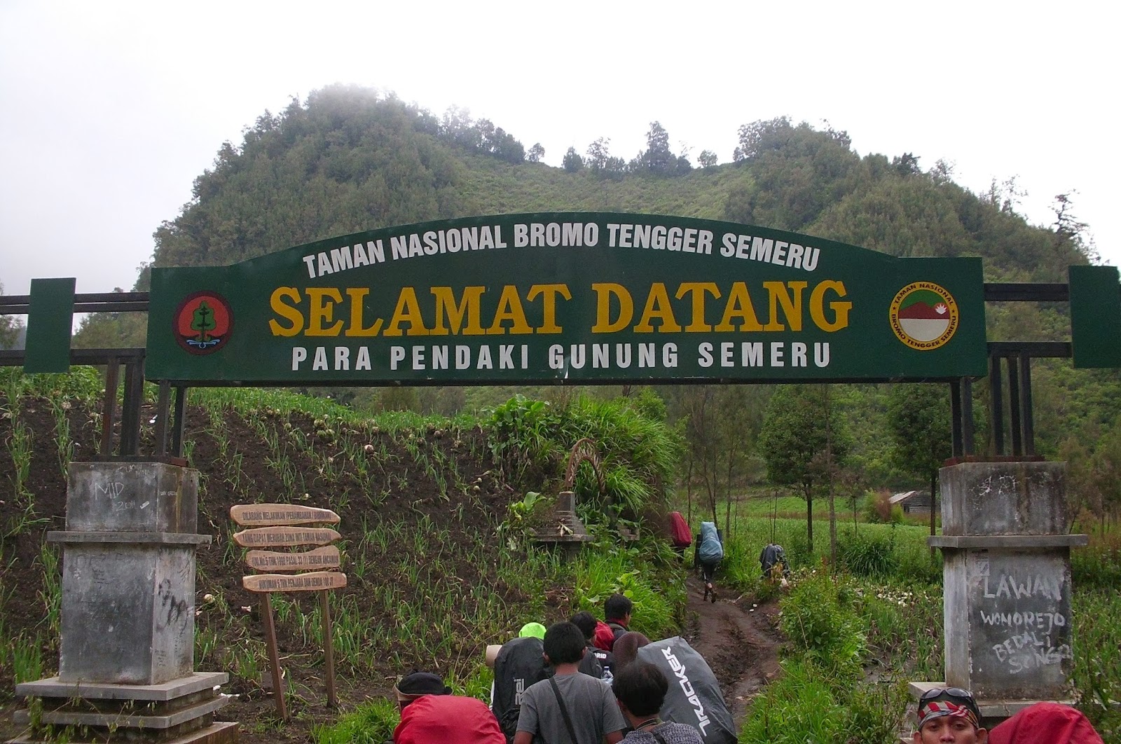 MAHAMERU . hehe 