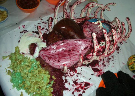 Extrem!!! kue yang bikin merinding