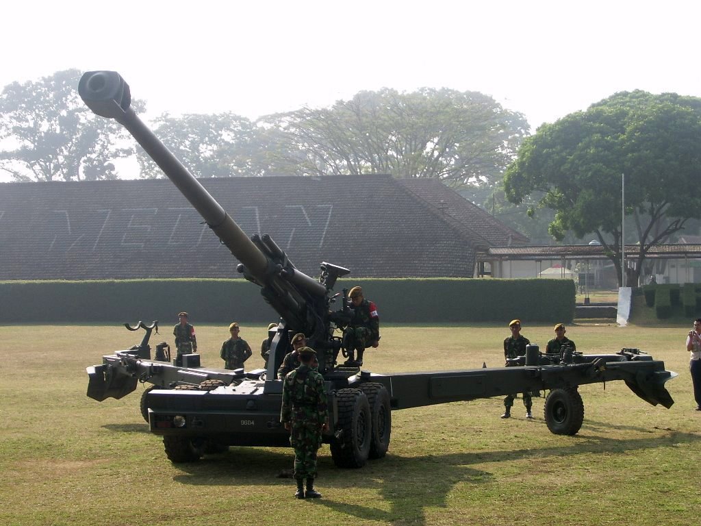 Berbagai Alat Utama Sistem Senjata (Alutsista) TNI AD