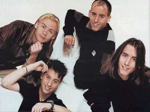 8-potongan-rambut-paling-aneh-para-rocker-dunia