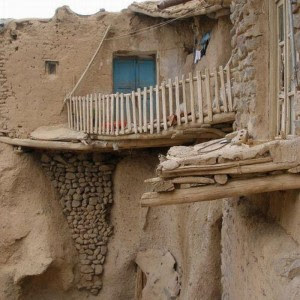 Rumah Paling Tua di Dunia gan,,umurnya udah sekitar 700tahun,,mantep gan