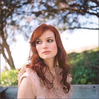 A Fine Frenzy ( Alison Sudol ) , The Beautiful Singer Who Have Beautiful Songs
