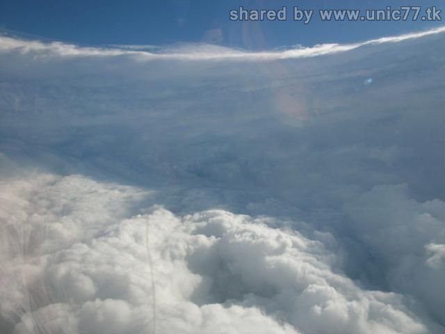 Foto Pusaran Angin Topan Dari Atas