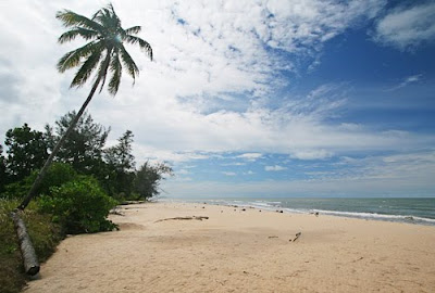 Keunikan Pantai Burung Mandi dkk - Belitung Timur