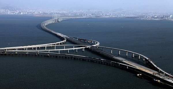 &#91;HOT NEWS!!!!&#93; Jembatan Laut Terpanjang Didunia Oleh Cina &#91;PIC++&#93;