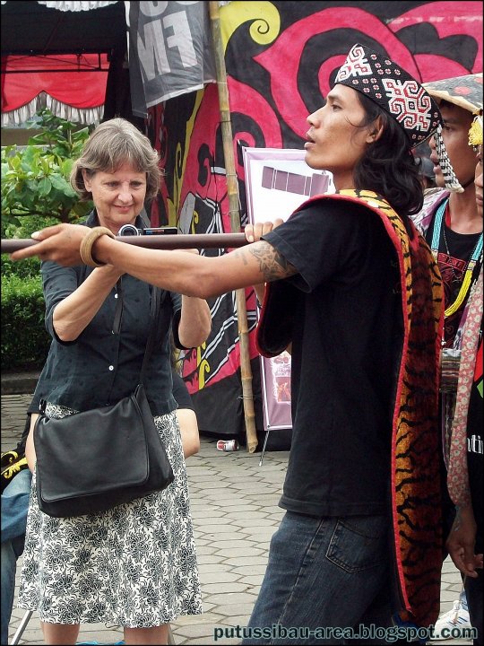Pekan Seni Budaya Dayak se Kalimantan 2012