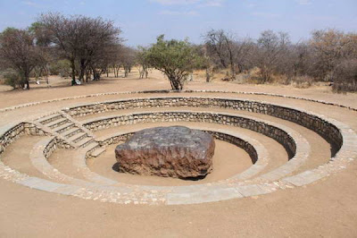 Lima Lokasi Wisata Meteorit di Dunia