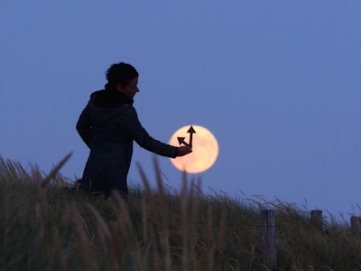 Foto-Foto ajaib bersama Bulan