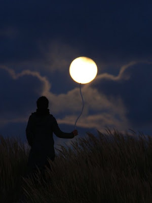 Foto-Foto ajaib bersama Bulan