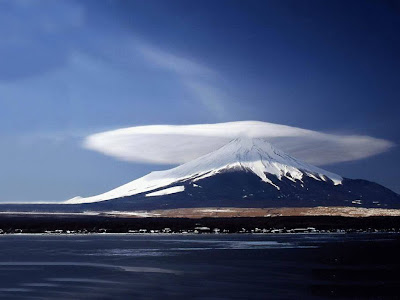 10 bentuk awan terindah paling indah