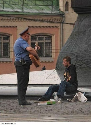 Tingkah Lucu Kelakuan Polisi Indonesia &#91;NGAKAK&#93;