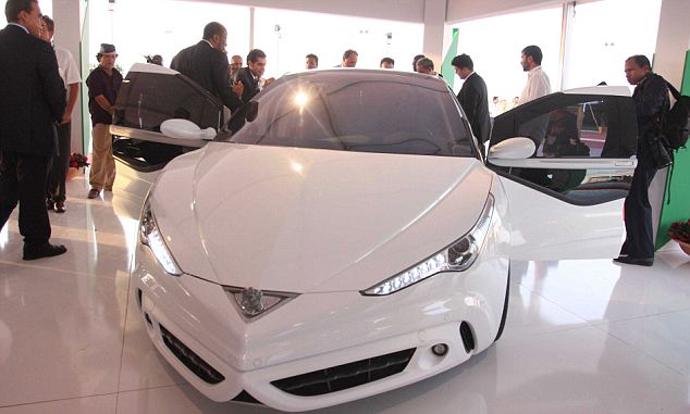 wooow-inilah-10-tindakan-quotnyentrikquot-kadhafi-qadhafi-yang-fenomenal