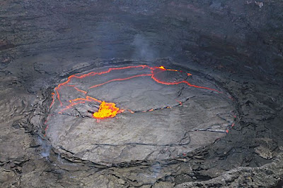 inilah foto-foto lava dari dekat..&#91;ngeri gan&#93;