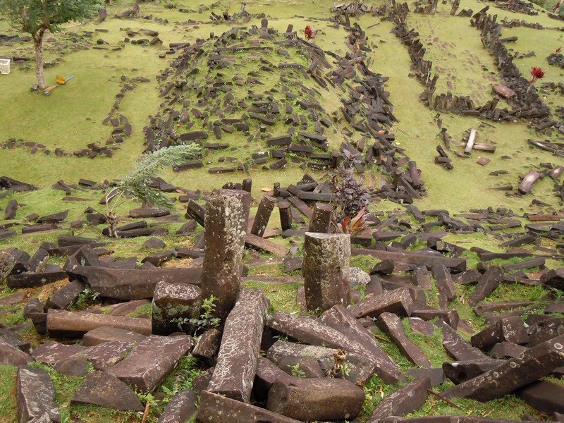 Megalith Gunung Padang Jabar, Stone Henge Versi Indonesia