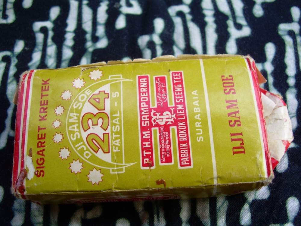 Kemasan Rokok jaman doeloe (ROKOK ANTI BATUK)