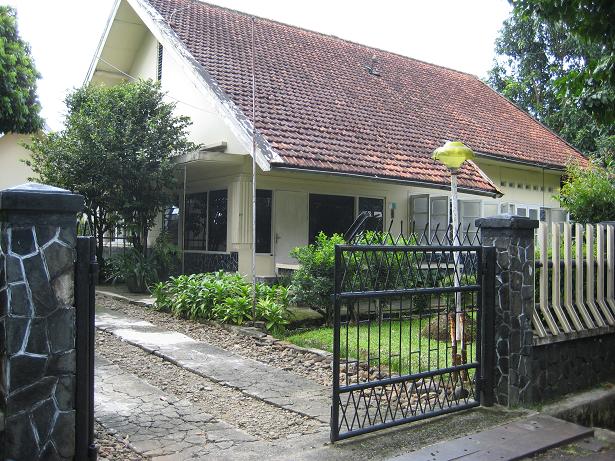  Jual  cepat  bu  rumah  di jl Semboja bogor rumah  besar 