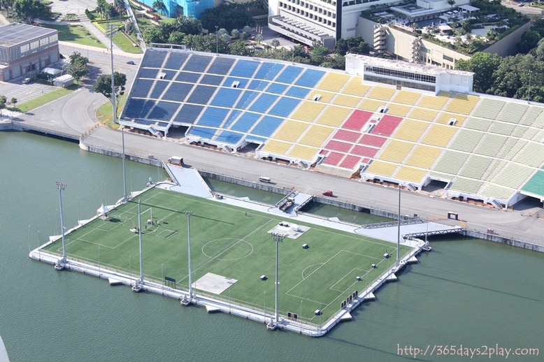 Stadion Sepakbola Unik, Terapung dan Terbesar di Dunia 