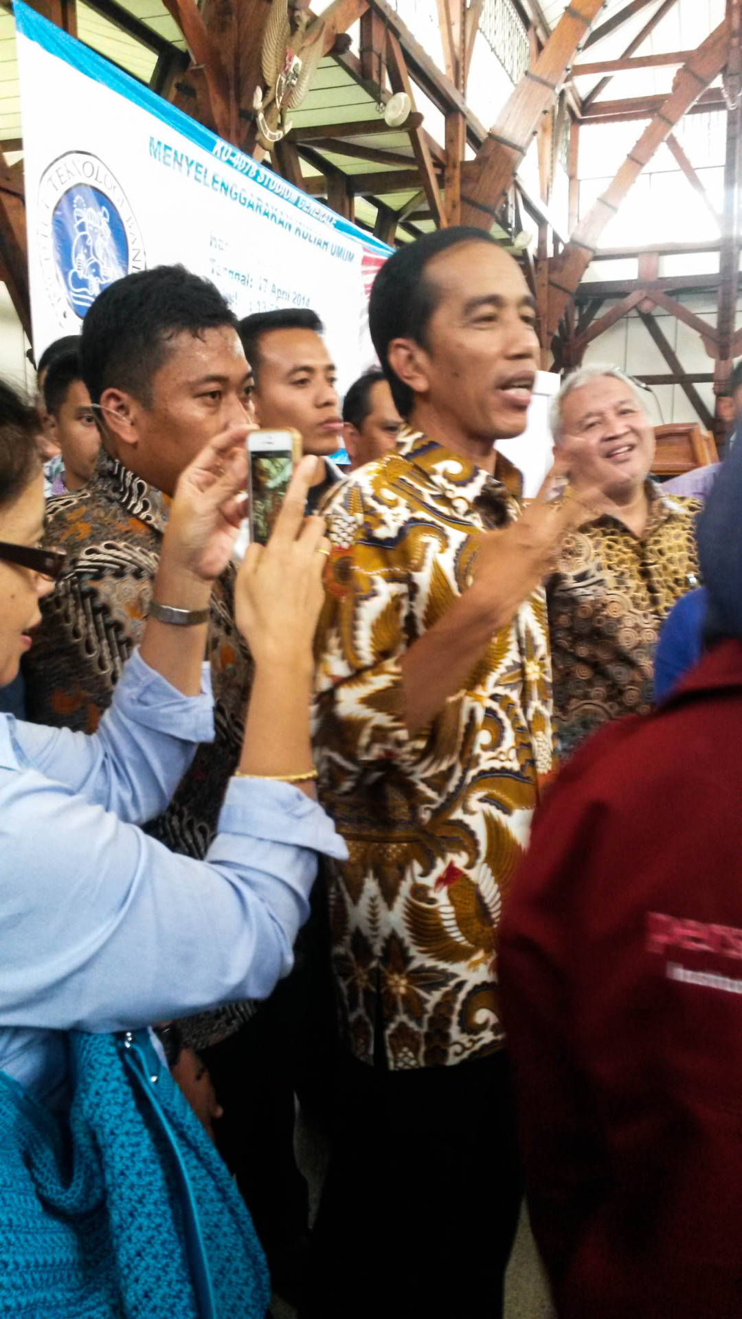 &#91;+foto&#93; Hindari Polemik, Jokowi Cuma 5 Menit di Aula ITB 