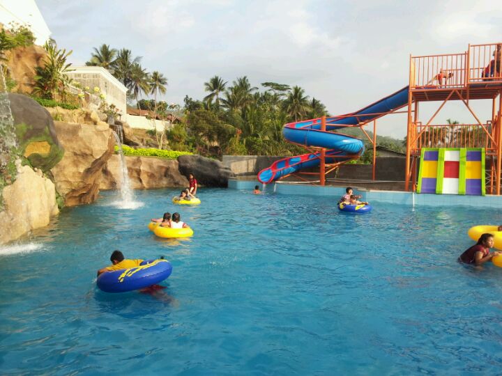 &#91;CoC Regional: Lokasi Wisata&#93; Dreamland Waterpark Ajibarang Jadi Favorite