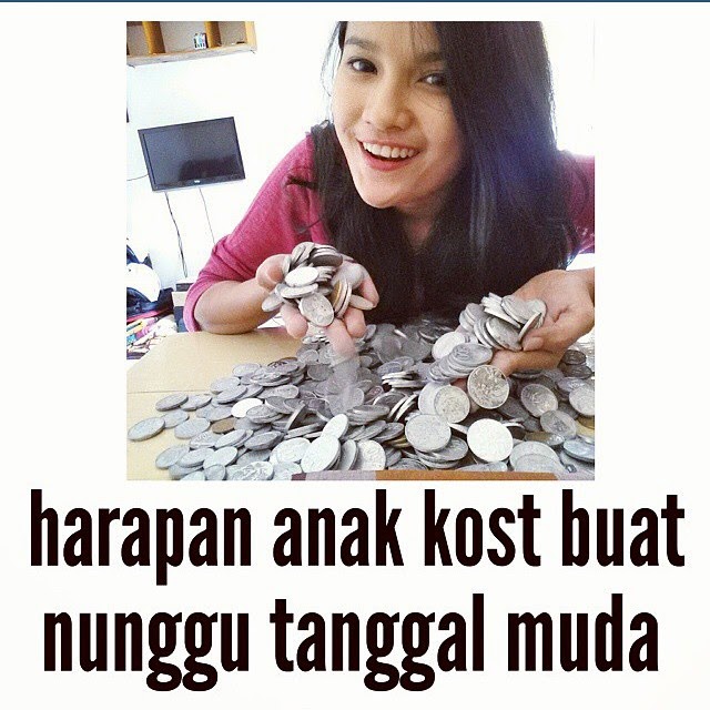 Akhir Bulan...