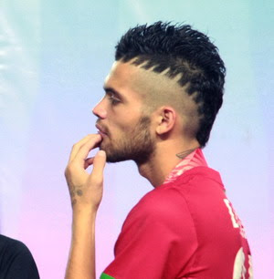 rambut2-unik-pemain-sepak-bola