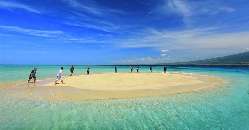 Buat Kalian Yang Jenuh Di Jakarta Coba Main Ke Pulau Gosong