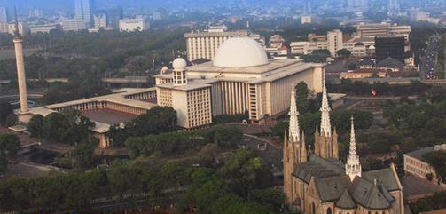 Jakarta Kebanjiran!! Tapi 10 Hal ini Yang Bikin Orang Suka Jakarta