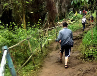 &#91;CoC Regional: Lokasi Wisata&#93; Curug Jenggala &amp; Love Selfie Deck Kalipagu