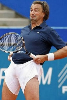 Foto - Foto lucu saat bermain tennis