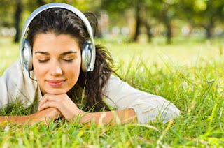 10 Lagu Rekomendasi Untuk Mengurangi Bad Mood Dan Menambah Semangat