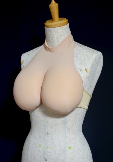 2 “BUAH” RAHASIA BESAR COSPLAYER