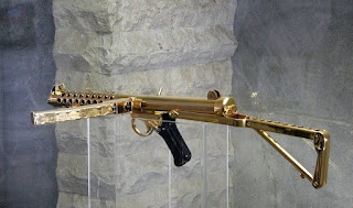 Wow! Saddam Husein Kolektor Senjata Emas