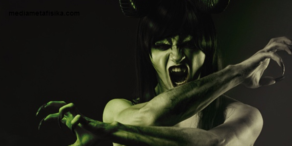 7 KISAH HANTU MENUNTUT BALAS DENDAM DI BERBAGAI NEGARA