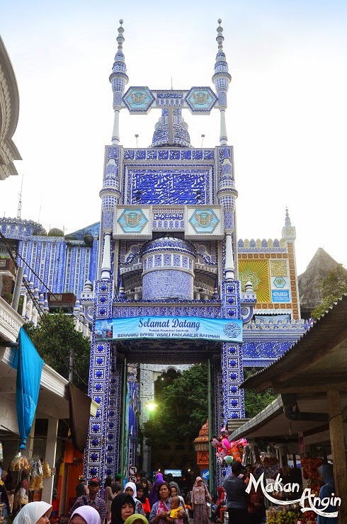 Makan Angin: Masjid yang Dibangun Jin dalam Semalam 